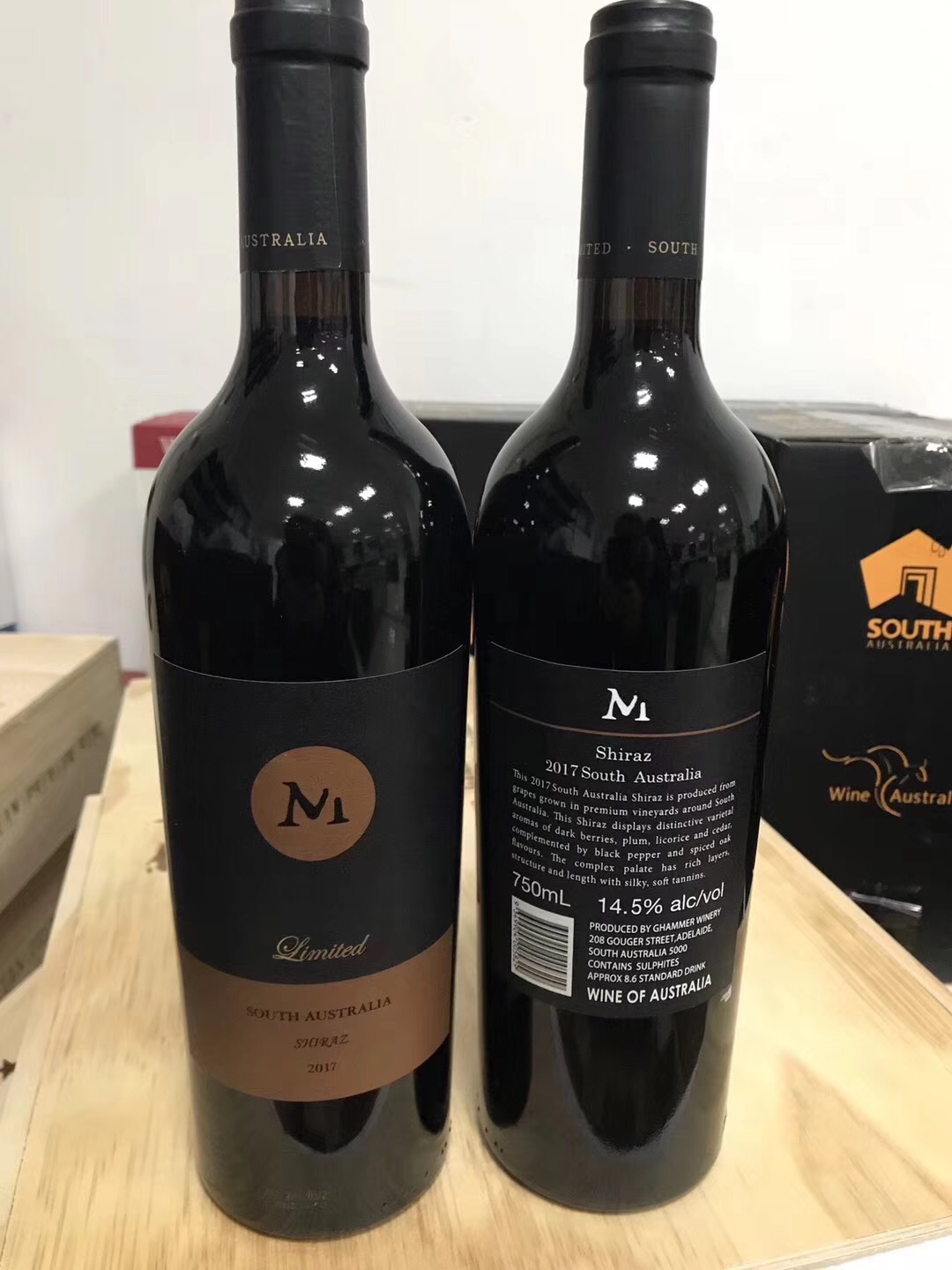 �������ڸۺ�ƽ������